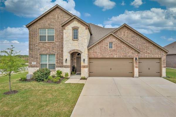 2801 Permian Road, Aubrey, TX 76227