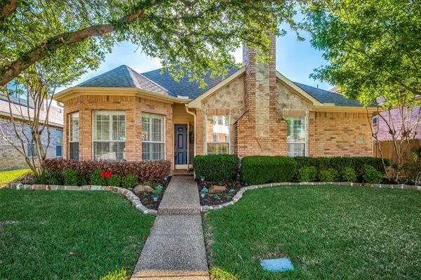 2049 Terence Lane, Lewisville, TX 75067