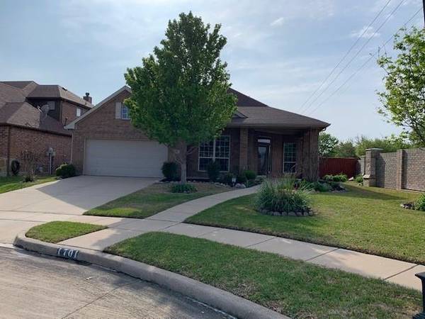 1701 Osprey Court, Corinth, TX 76210