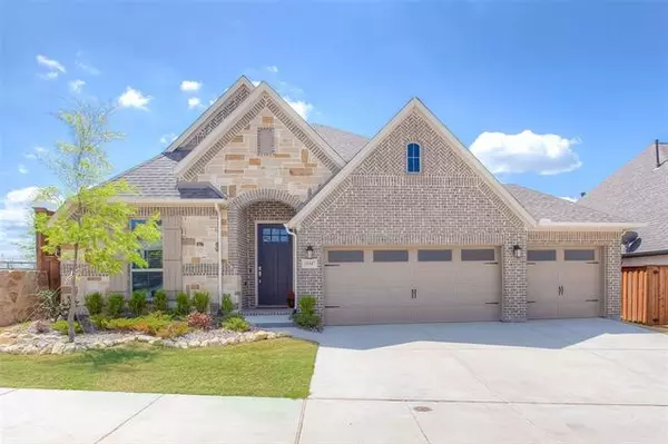 10347 Trail Ridge Drive, Fort Worth, TX 76126