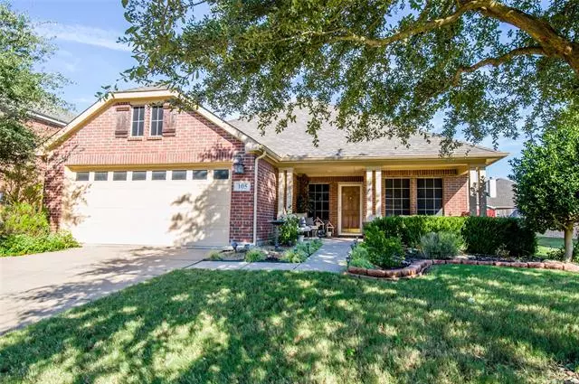 105 Broken Arrow Street, Waxahachie, TX 75165