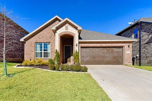 3725 Evergreen Ridge Road, Fort Worth, TX 76244