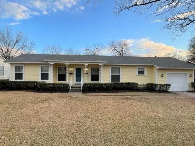 118 W Texas Street, Sherman, TX 75092