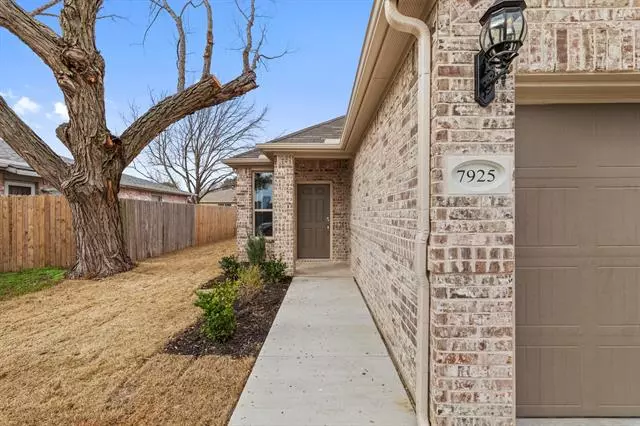 Fort Worth, TX 76137,7925 Buttonwood Drive