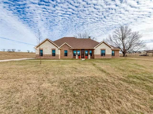 Paradise, TX 76073,1049 County Road 3591