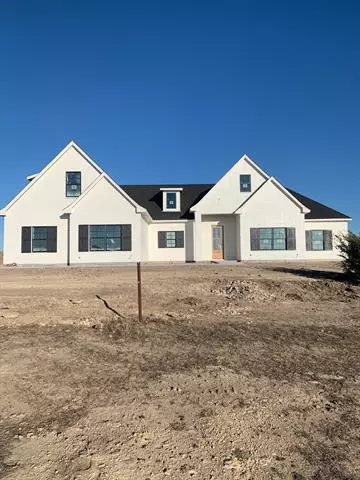 2045 Eagles Ridge Drive, Weatherford, TX 76087