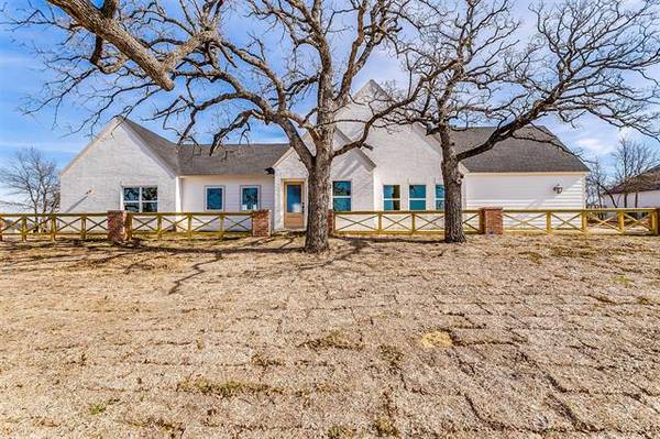 152 Lucky Ridge Lane, Boyd, TX 76023