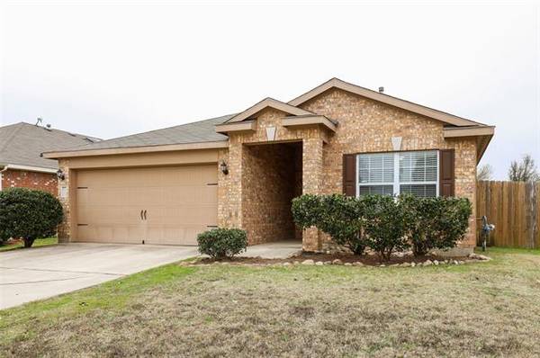 629 Lazy Crest Drive, Fort Worth, TX 76140