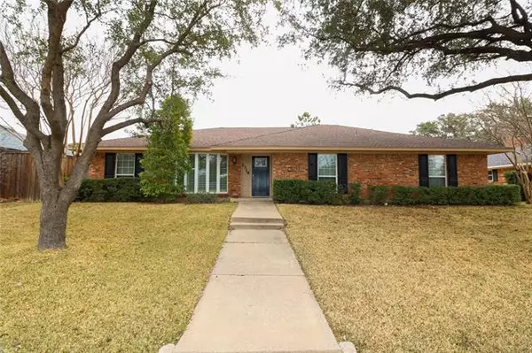 2316 Greenhill Drive, Carrollton, TX 75006