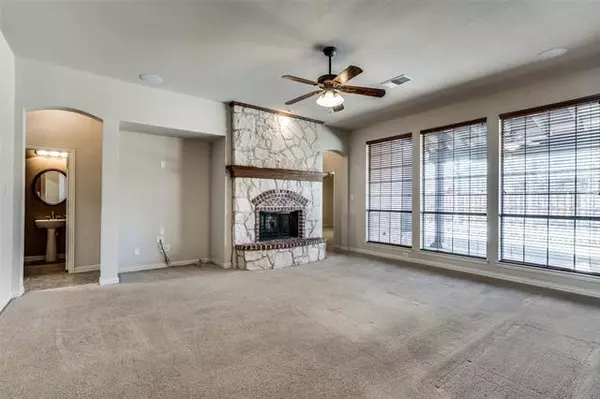 Mckinney, TX 75071,841 Moss Cliff Circle