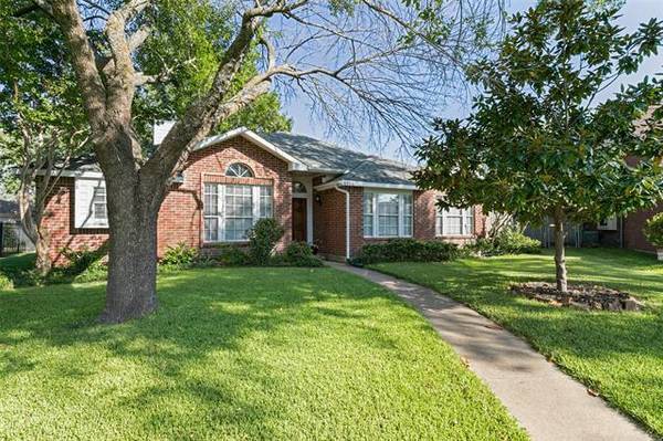 4806 Wills Court, Rowlett, TX 75088