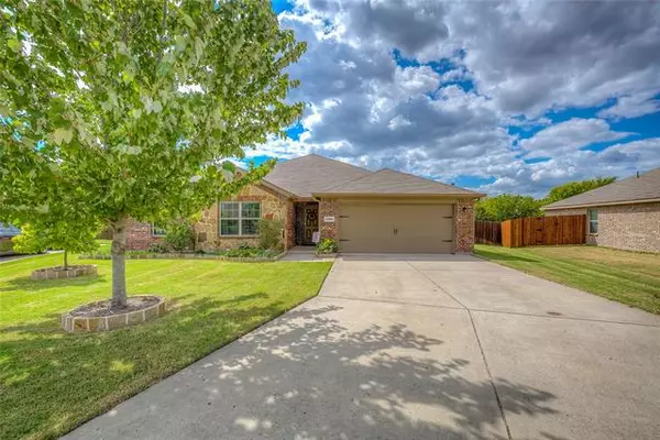 1209 Houston Place, Royse City, TX 75189