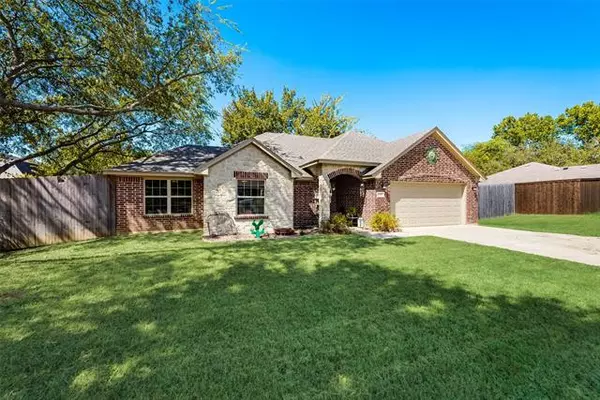 502 Caddell Street, Aubrey, TX 76227