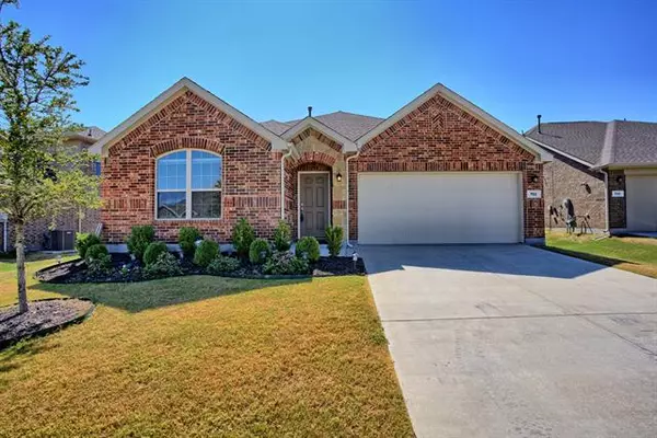 Arlington, TX 76002,702 Overleaf Way