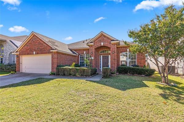 2507 Carson Trail, Grand Prairie, TX 75052