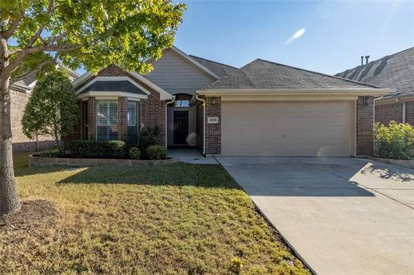 15736 Landing Creek Lane, Fort Worth, TX 76262