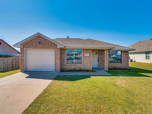 407 Mesquite Drive, Rio Vista, TX 76093