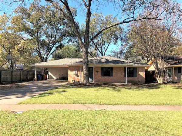 203 N 4th Street, Wortham, TX 76693