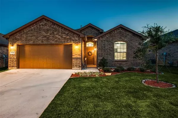 1128 Blooming Prairie Trail, Fort Worth, TX 76177