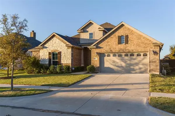 317 Strait Lane, Waxahachie, TX 75165