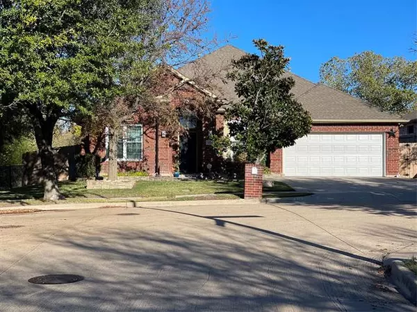 4716 Stockwood Drive, Fort Worth, TX 76135