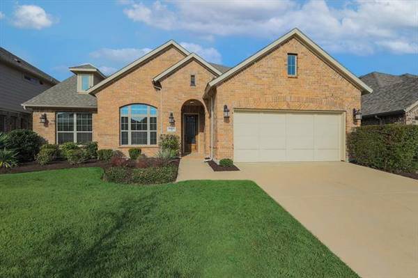 9901 Pikes Peak Place, Oak Point, TX 75068