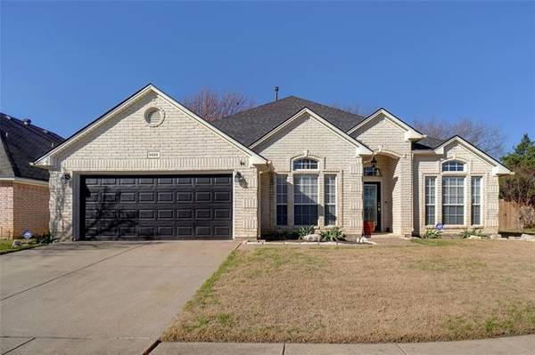 5825 Echo Bluff Drive, Haltom City, TX 76137