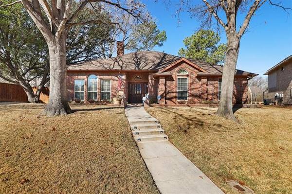 1906 Campfire Court, Lewisville, TX 75067