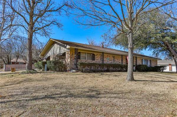 503 Melody Lane, Gainesville, TX 76240