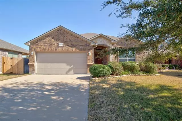 5712 Pawpaw Ridge Drive, Fort Worth, TX 76179