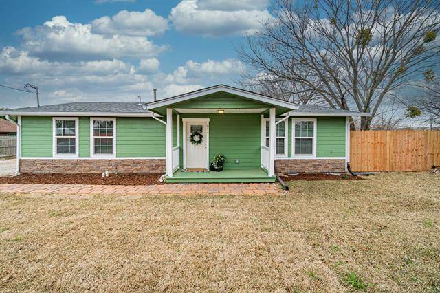 613 Brockett Street, Aubrey, TX 76227