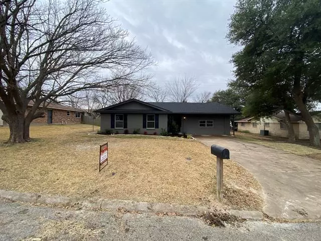 213 Brookhaven Terrace, Commerce, TX 75428