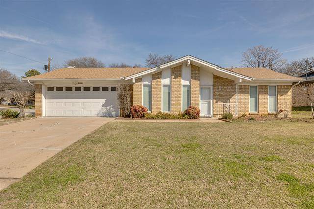 2058 Shady Brook Drive, Bedford, TX 76021