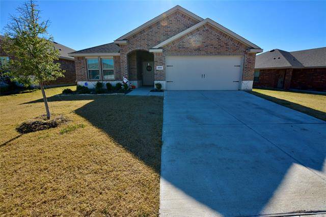 1901 Princeton Avenue, Farmersville, TX 75442