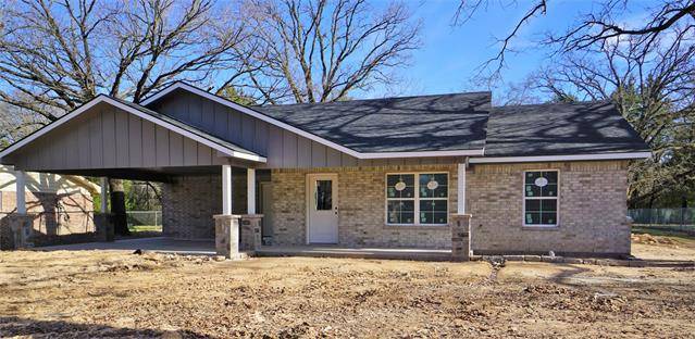 102 Royal Oaks Lane, Edgewood, TX 75117