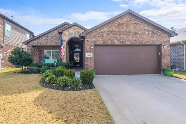 2304 Laurel Forest Drive, Fort Worth, TX 76177