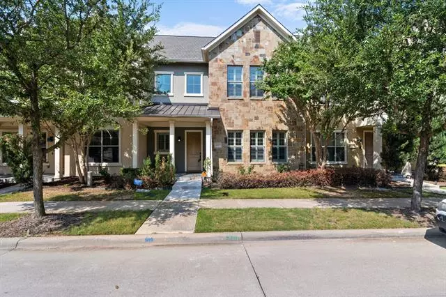 10527 E Steinbeck Lane, Irving, TX 75063