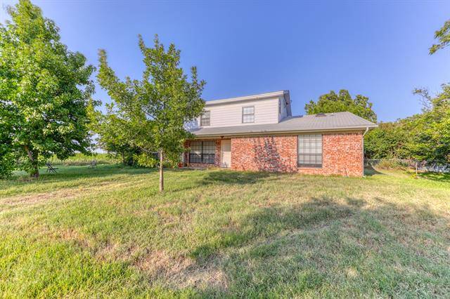 189 County Road 4679, Boyd, TX 76023