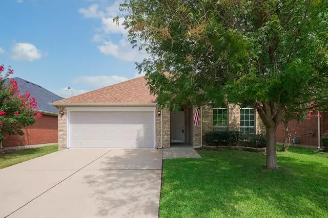 10428 Jaybird Drive, Fort Worth, TX 76244