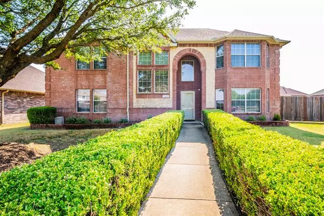 703 Harvest Glen Drive, Cedar Hill, TX 75104