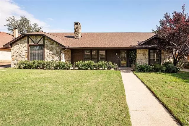 1105 Bucknell Drive, Arlington, TX 76012