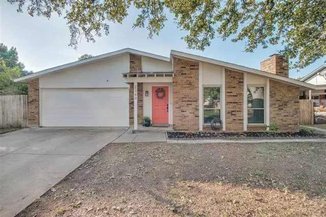 2349 Cherry Blossom Lane, Bedford, TX 76021