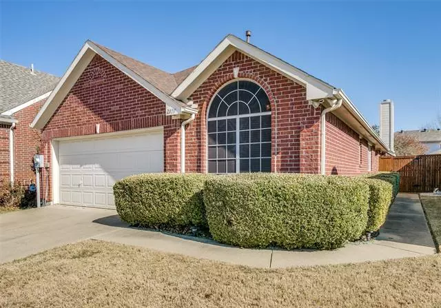 2107 Amherst Drive, Lewisville, TX 75067