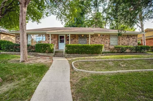 Dallas, TX 75232,1636 Oak Glen Trail