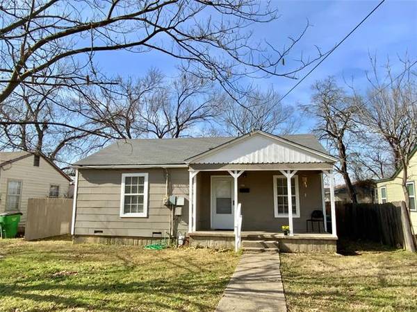 1217 N Clements Street, Gainesville, TX 76240