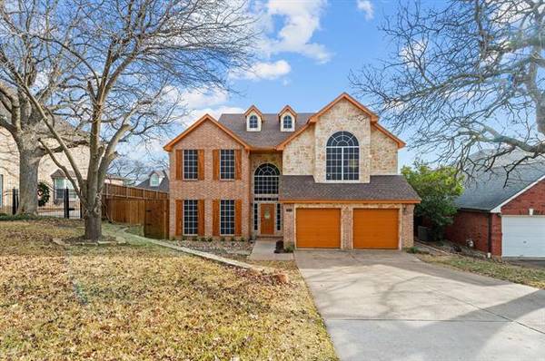 3221 Birch Avenue, Grapevine, TX 76051