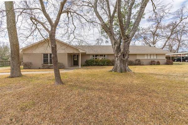 703 Texas Street, Sulphur Springs, TX 75482