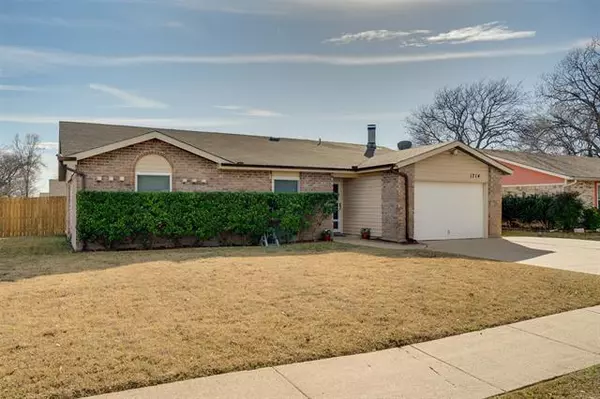 Arlington, TX 76014,1714 Palmwood Trail