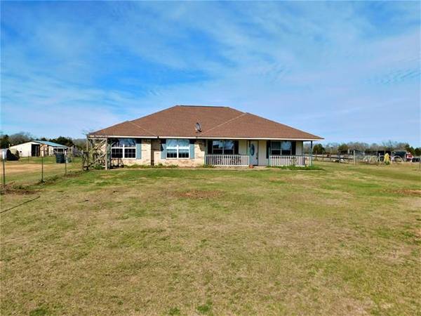 15233 SE County Road 4150, Kerens, TX 75144