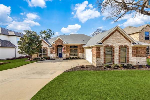 1829 Spinnaker Lane, Azle, TX 76020